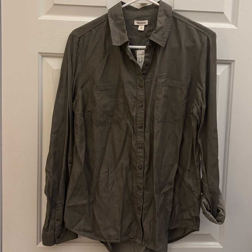 NWT Westport Women 3X Button-Up Shirt Olive Embroidered Pockets Roll-Tab Sleeve
